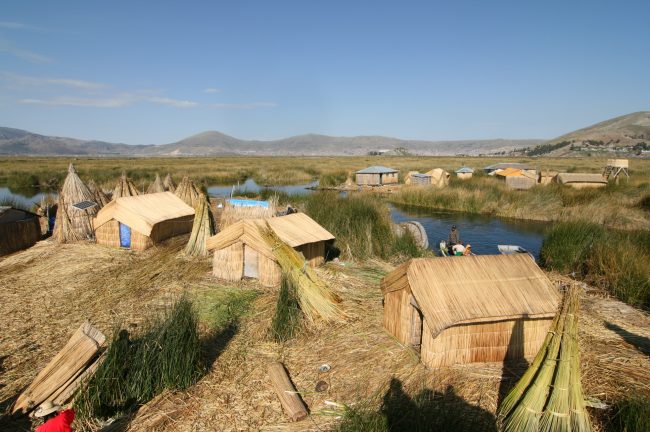 URU FLOATING HOUSES